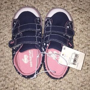 Toddler girls shoes